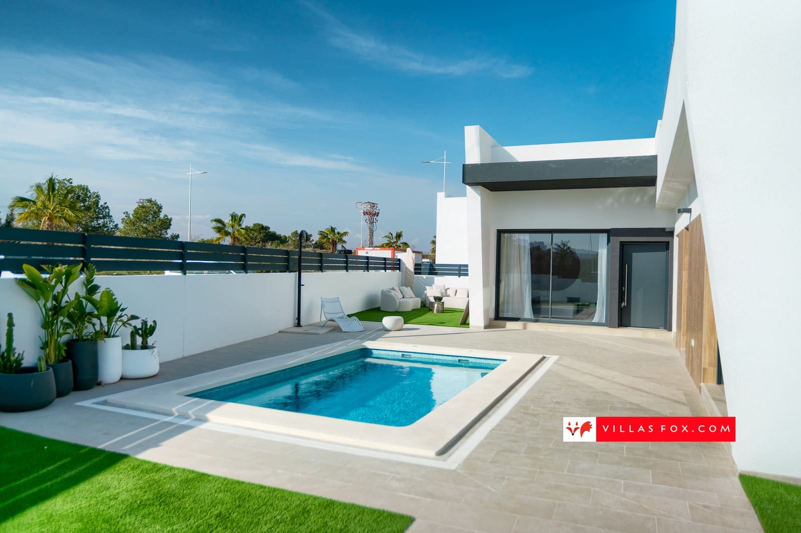 3 slaapkamer Villa te koop in San Miguel de Salinas met zwembad - € 419.900 (Ref: 8912487)