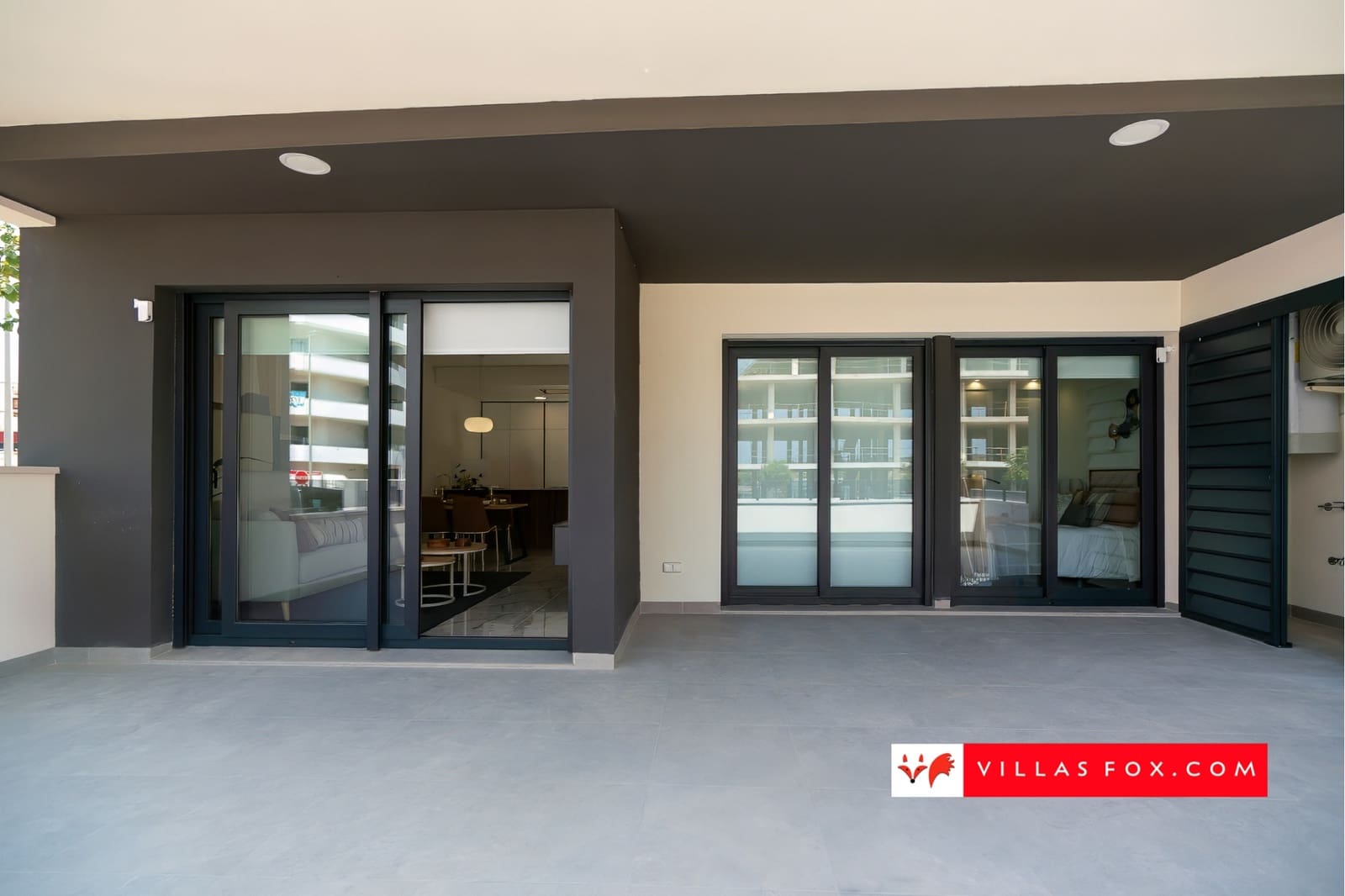 Apartamento de 2 habitaciones en San Miguel de Salinas en venta con piscina garaje - 219.000 € (Ref: 8942184)