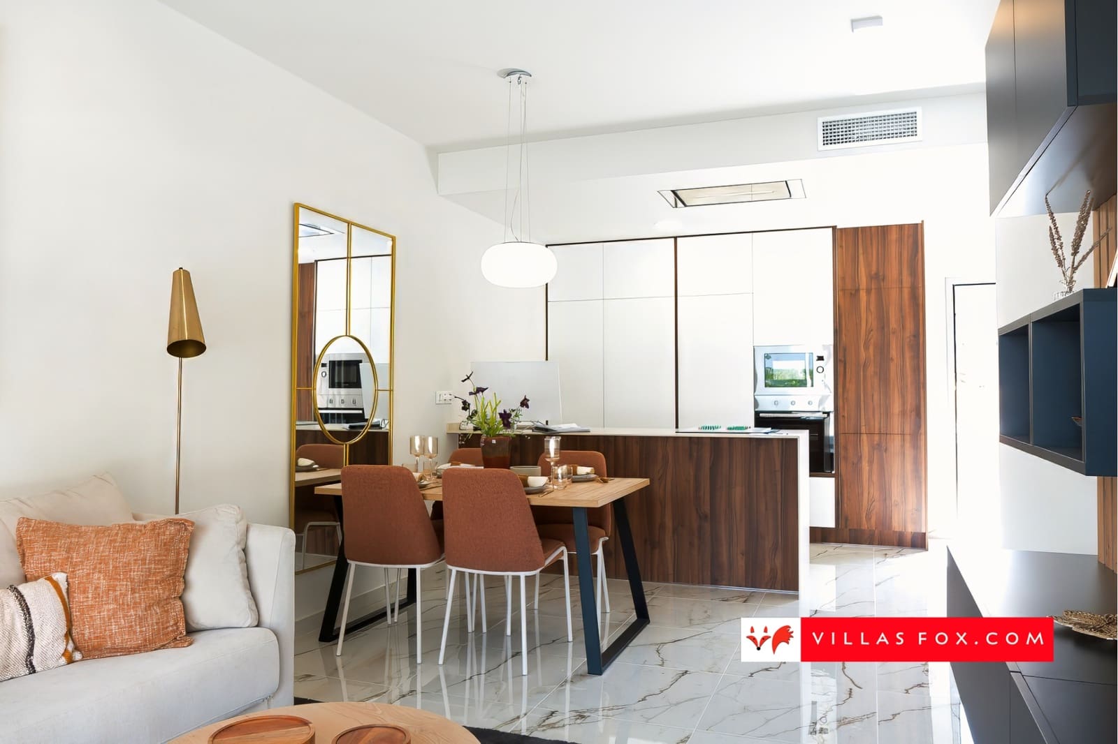 Apartamento de 2 habitaciones en San Miguel de Salinas en venta con piscina garaje - 219.000 € (Ref: 8942184)