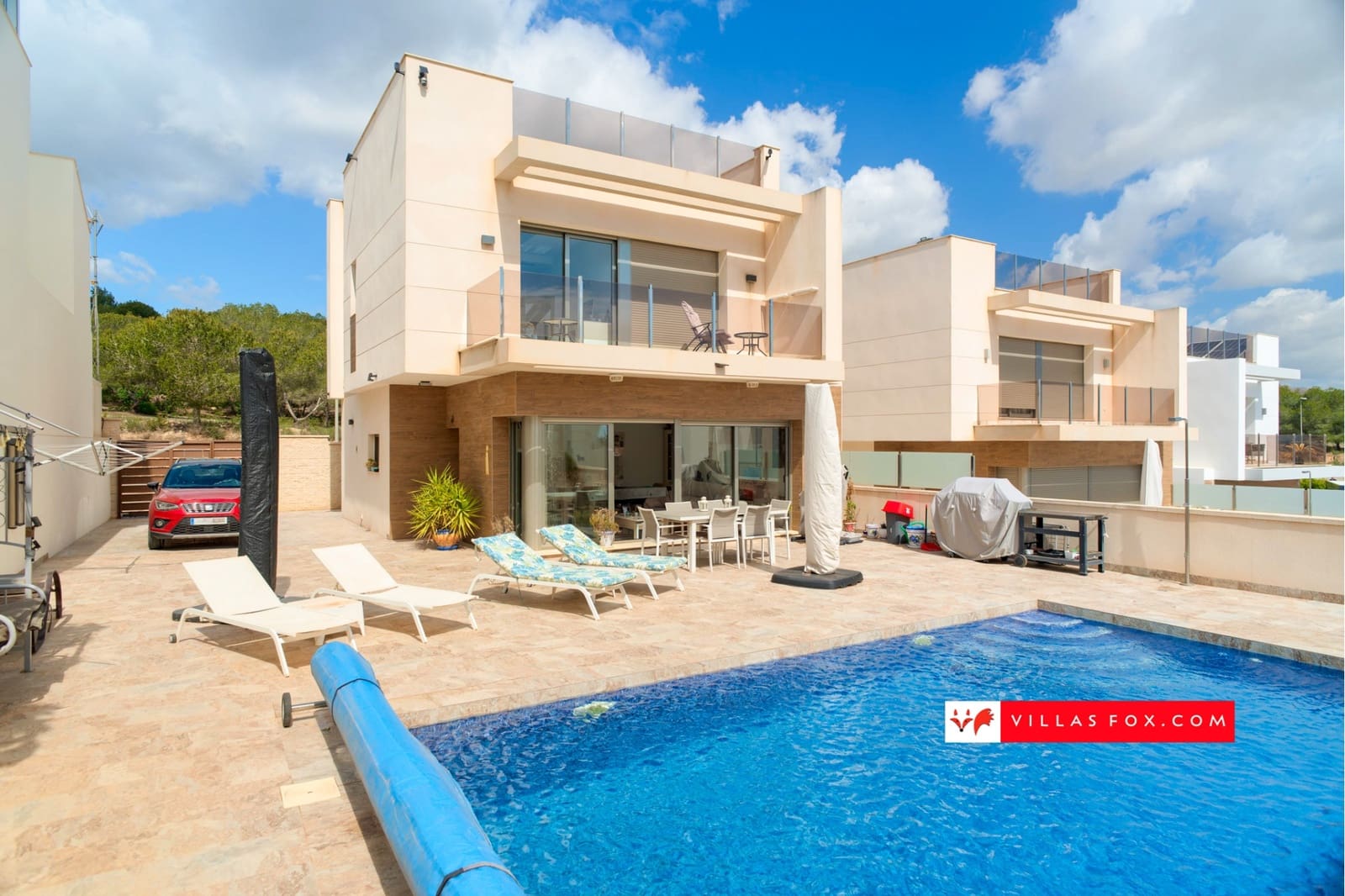 3 Zimmer Villa zu verkaufen in San Miguel de Salinas mit Pool - 429.000 € (Ref: 8981126)