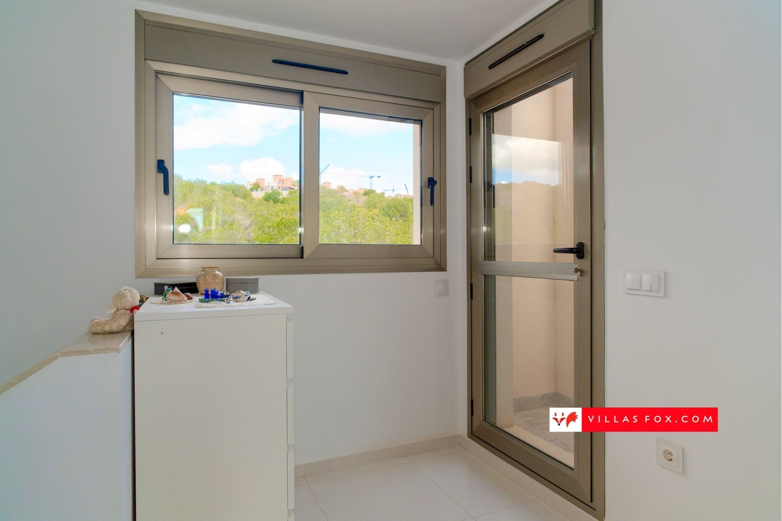 3 Zimmer Villa zu verkaufen in San Miguel de Salinas mit Pool - 429.000 € (Ref: 8981126)