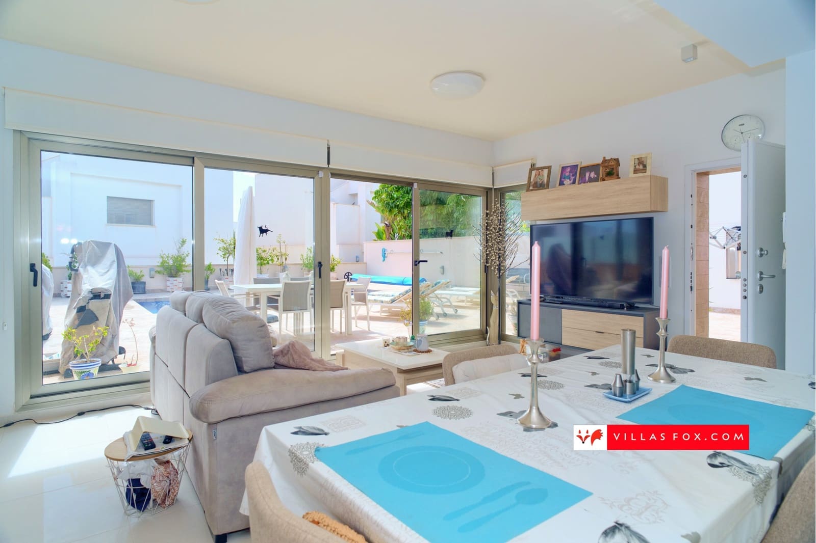 3 quarto Moradia para venda em San Miguel de Salinas com piscina - 429 000 € (Ref: 8981126)