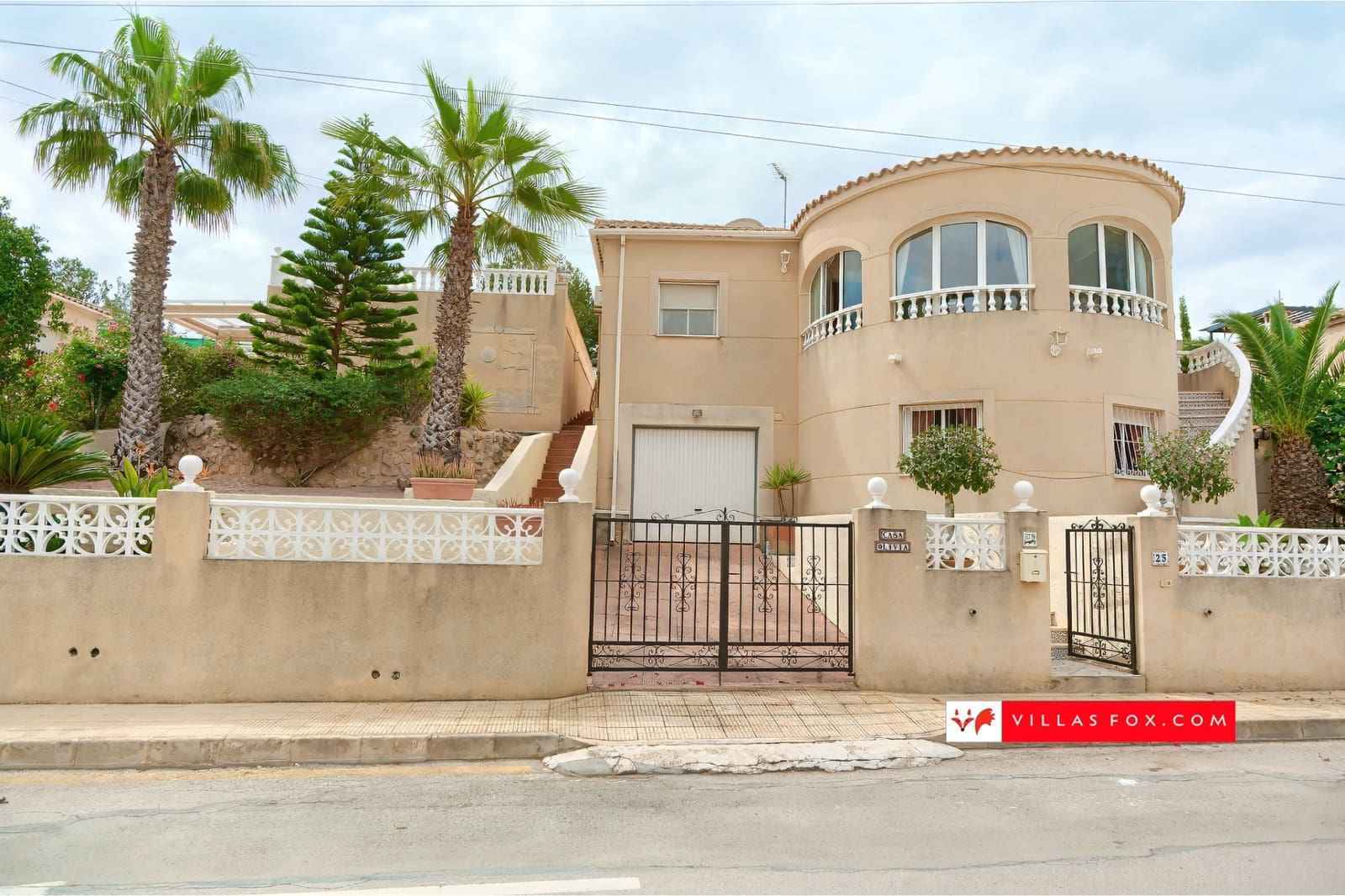 4 soverom Villa til salgs i San Miguel de Salinas med svømmebasseng garasje - € 360 000 (Ref: 8994283)