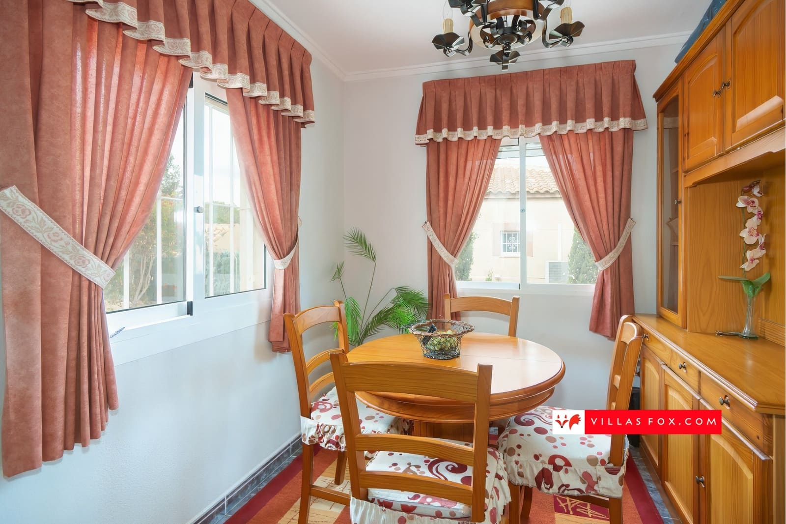 4 soverom Villa til salgs i San Miguel de Salinas med svømmebasseng garasje - € 360 000 (Ref: 8994283)