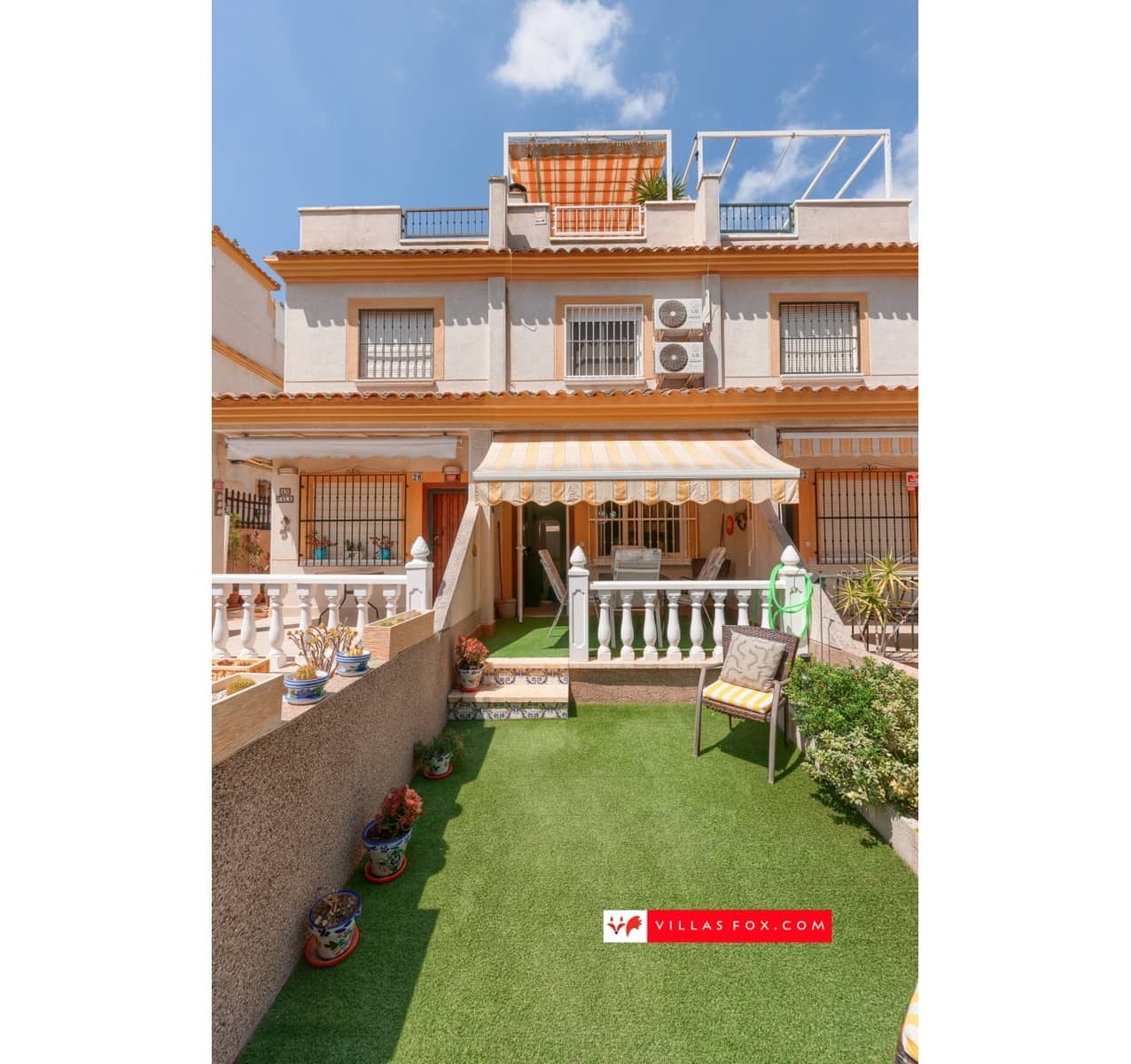 Casa de 2 habitaciones en Algorfa en venta con piscina - 155.000 € (Ref: 9142026)