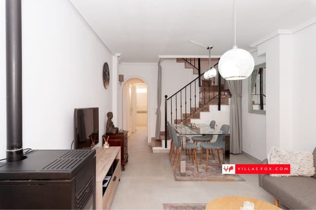 2 bedroom Townhouse for sale in Algorfa with pool - € 155,000 (Ref: 9142026)