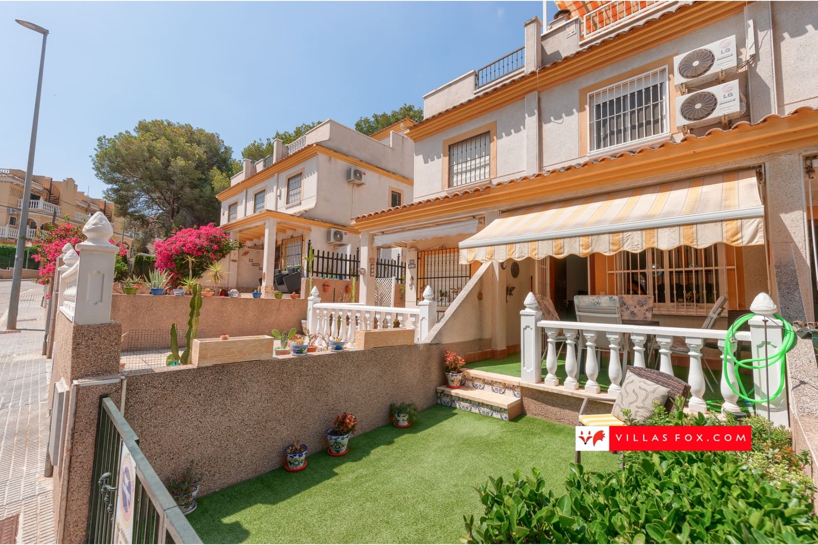 Casa de 2 habitaciones en Algorfa en venta con piscina - 155.000 € (Ref: 9142026)