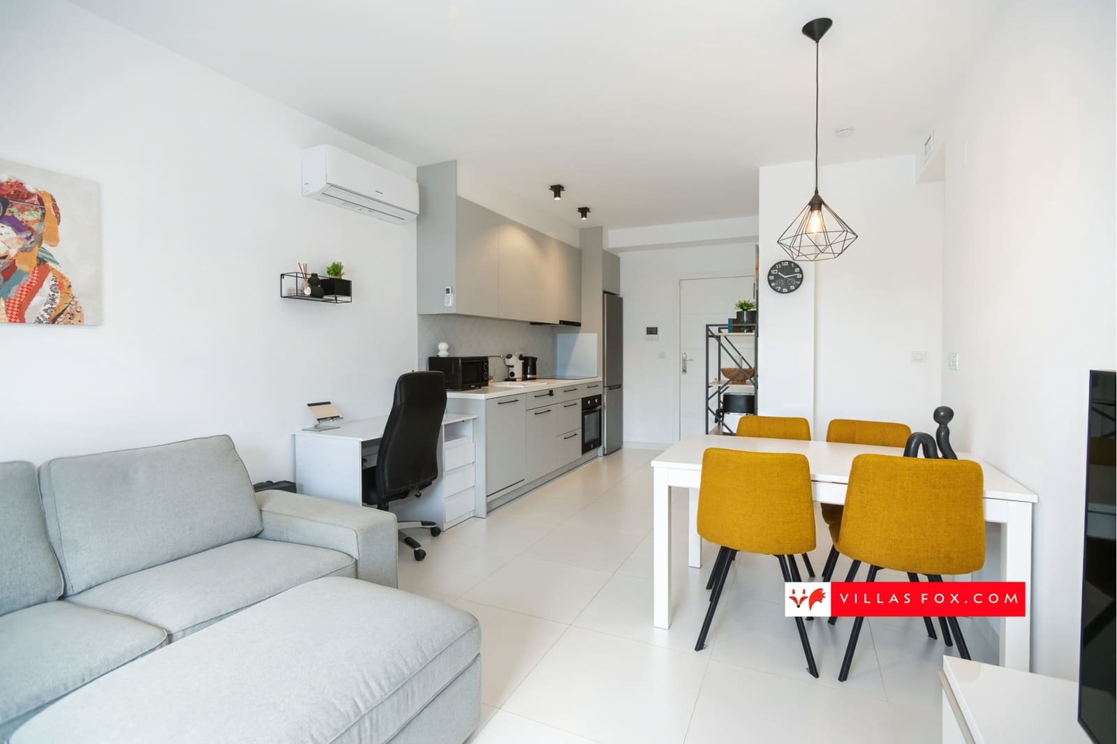 2 soveværelse Lejlighed til salg i San Miguel de Salinas med swimmingpool garage - € 180.000 (Ref: 9160559)