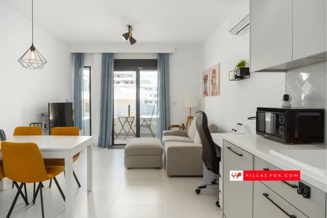 2 Zimmer Apartment zu verkaufen in San Miguel de Salinas mit Pool Garage - 180.000 € (Ref: 9160559)