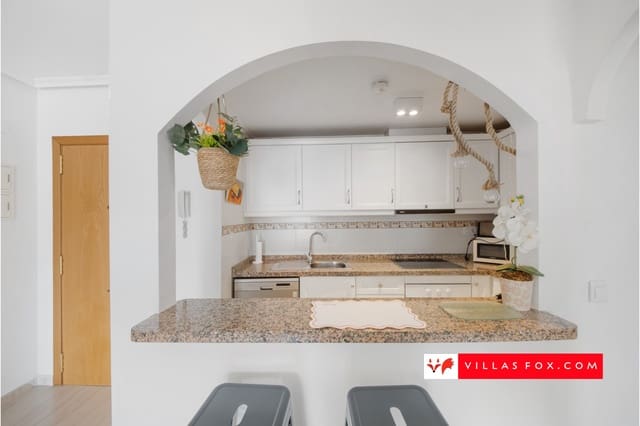 2 soveværelse Lejlighed til salg i San Miguel de Salinas med swimmingpool - € 159.000 (Ref: 9200203)