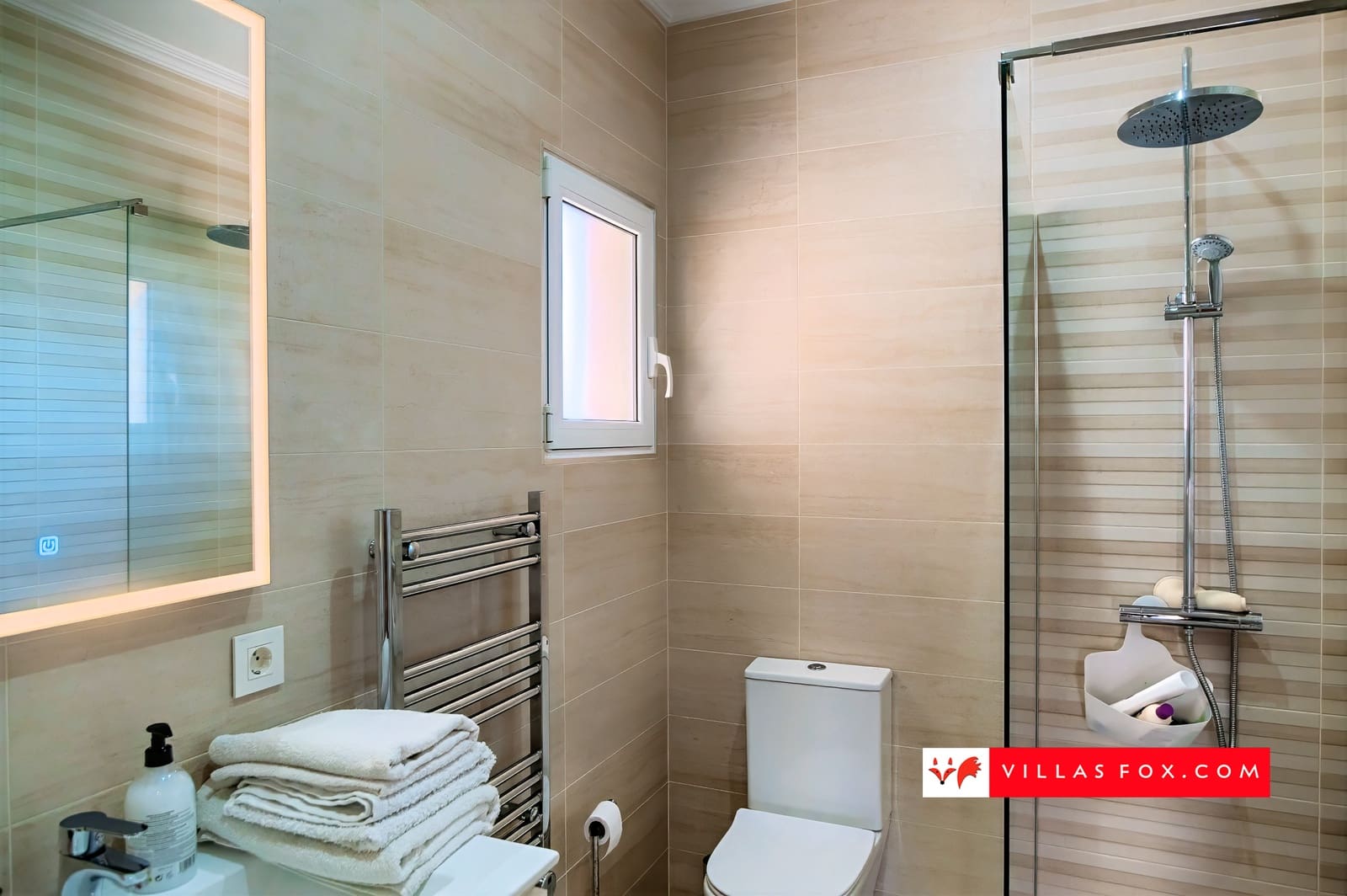 3 makuuhuone Huvila myytävänä paikassa San Miguel de Salinas mukana uima-altaan 
autotalli - 349 000 € (Ref: 9240912)