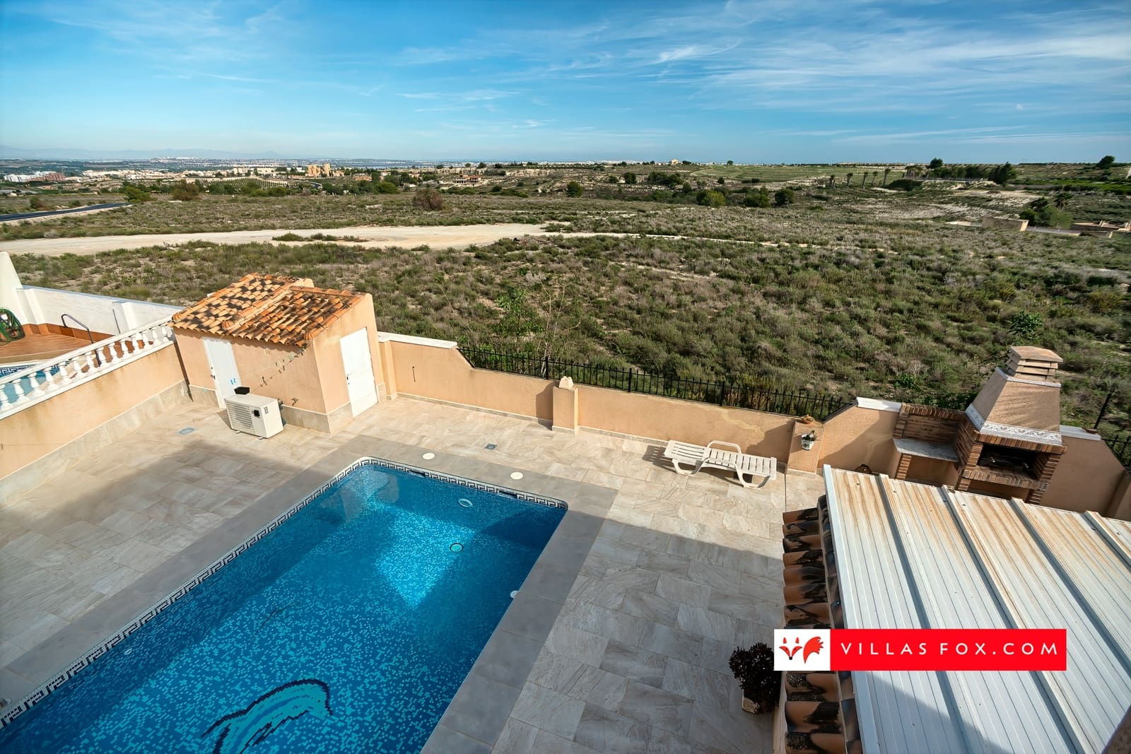 3 makuuhuone Huvila myytävänä paikassa San Miguel de Salinas mukana uima-altaan 
autotalli - 349 000 € (Ref: 9240912)