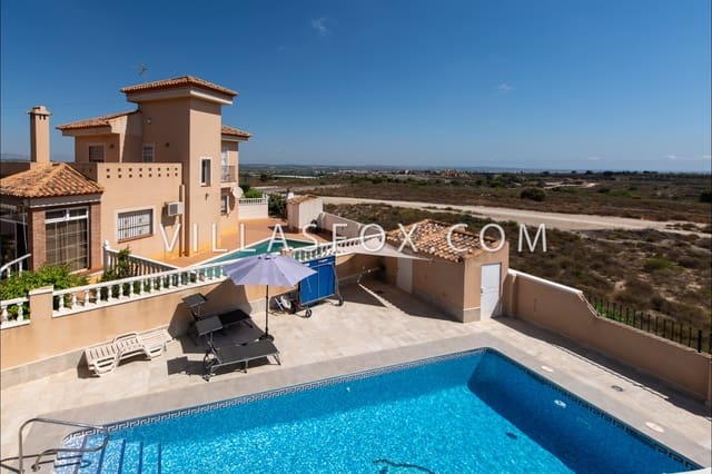 3 soveværelse Villa til salg i San Miguel de Salinas med swimmingpool garage - € 349.000 (Ref: 9240912)