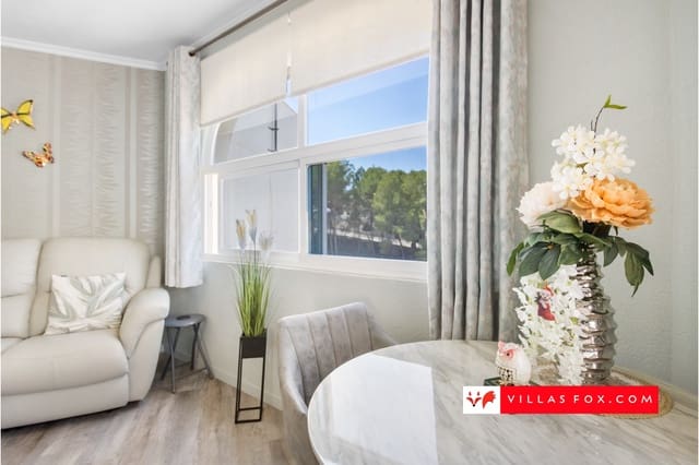 Apartamento de 2 habitaciones en San Miguel de Salinas en venta - 110.000 € (Ref: 9242592)