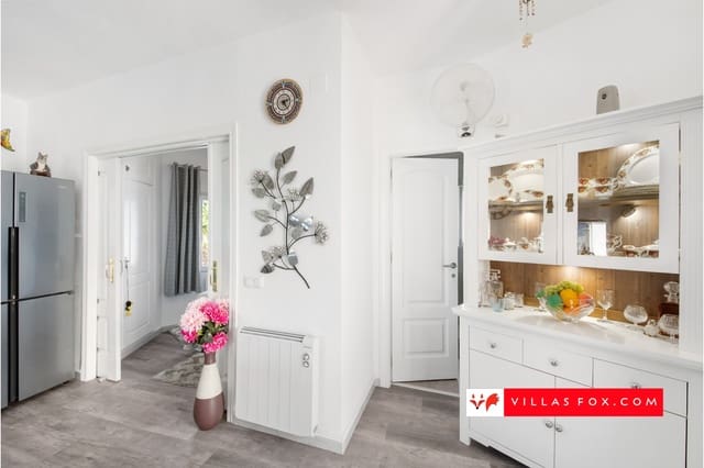 Apartamento de 2 habitaciones en San Miguel de Salinas en venta - 110.000 € (Ref: 9242592)