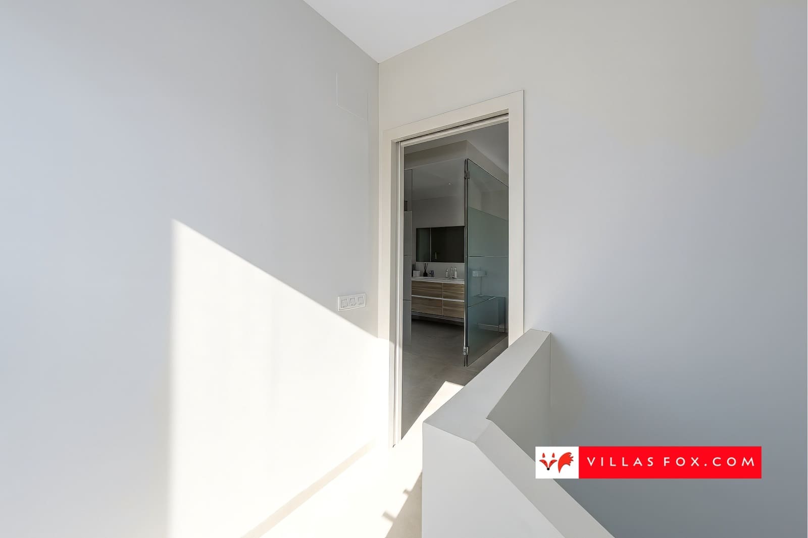 3 bedroom Villa for sale in Orihuela Costa with pool garage - € 995,000 (Ref: 9265633)