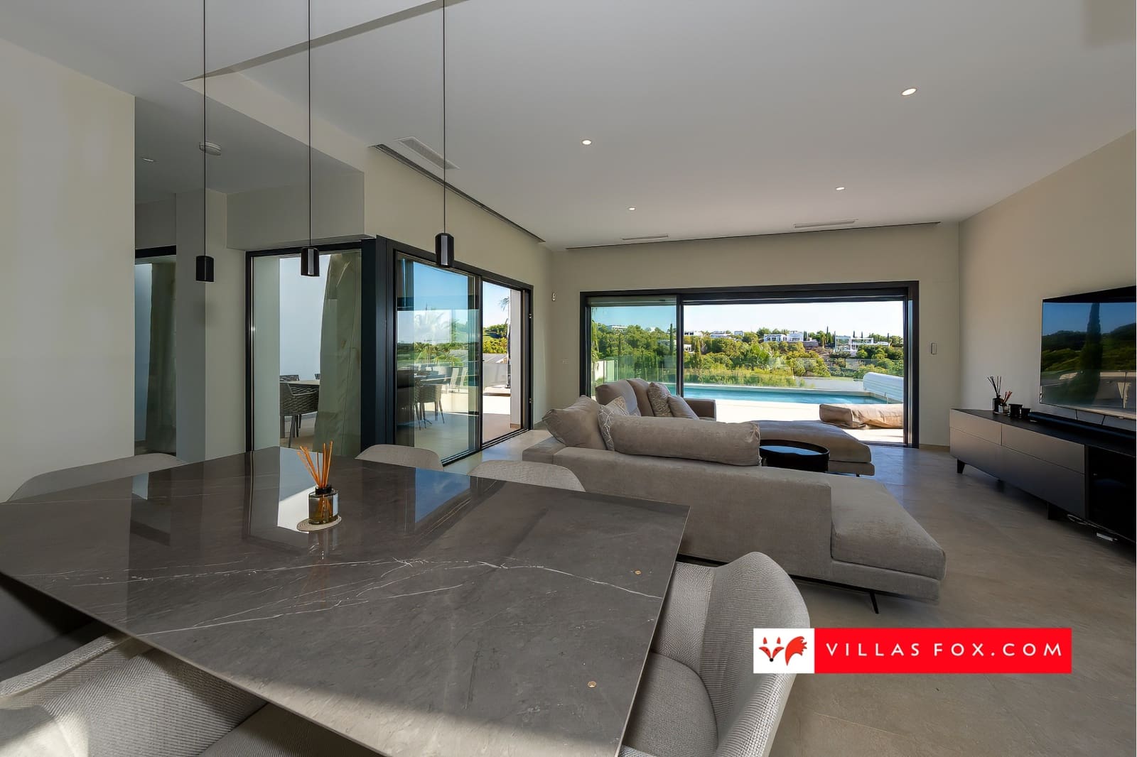 3 bedroom Villa for sale in Orihuela Costa with pool garage - € 995,000 (Ref: 9265633)