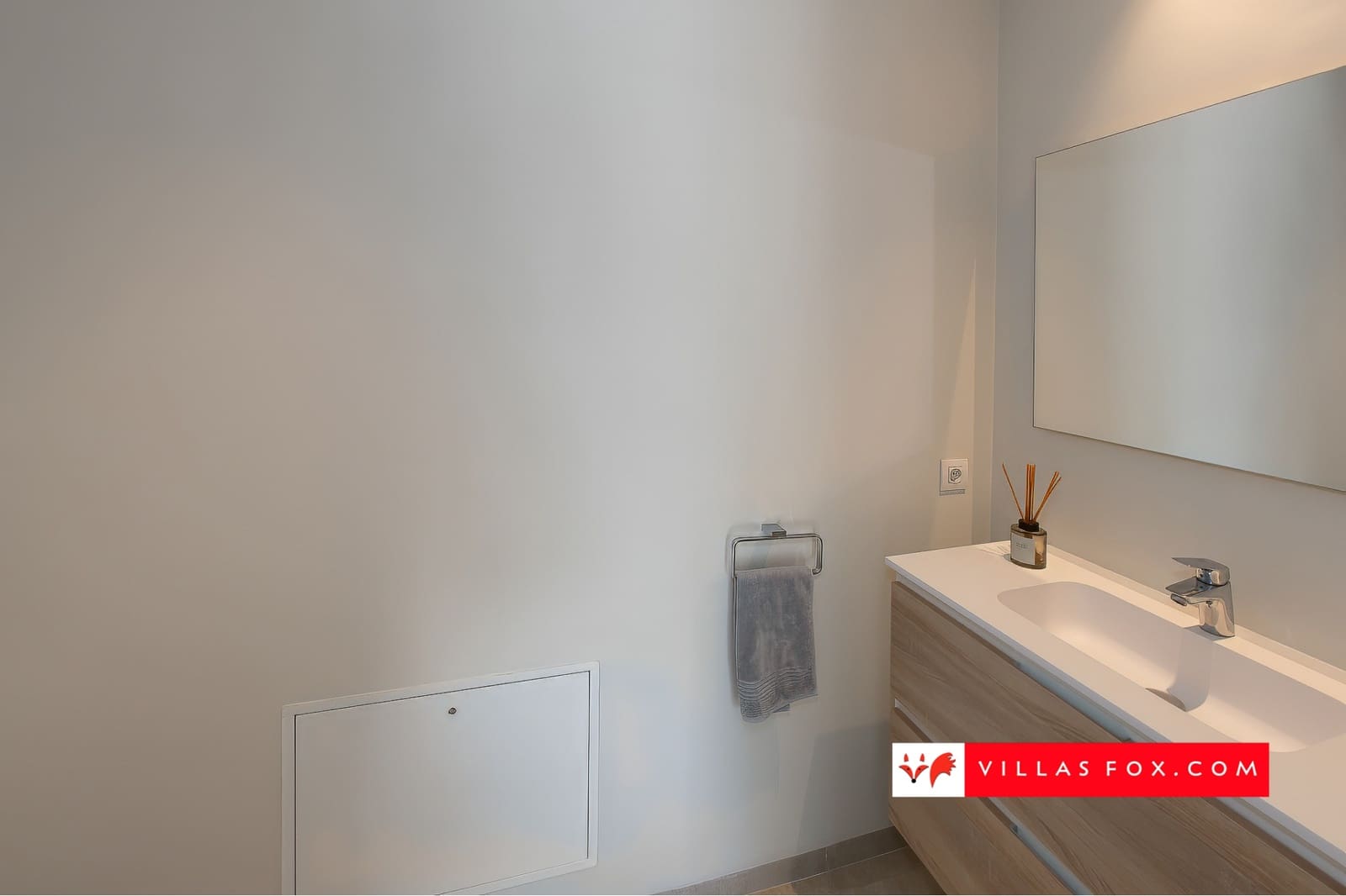 3 bedroom Villa for sale in Orihuela Costa with pool garage - € 995,000 (Ref: 9265633)