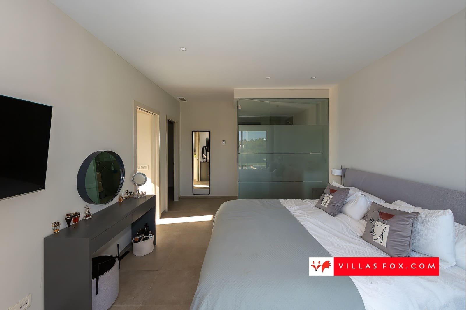 3 bedroom Villa for sale in Orihuela Costa with pool garage - € 995,000 (Ref: 9265633)