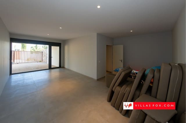 Chalet de 3 habitaciones en Las Colinas Golf, Orihuela en venta con piscina garaje - 995.000 € (Ref: 9265633)