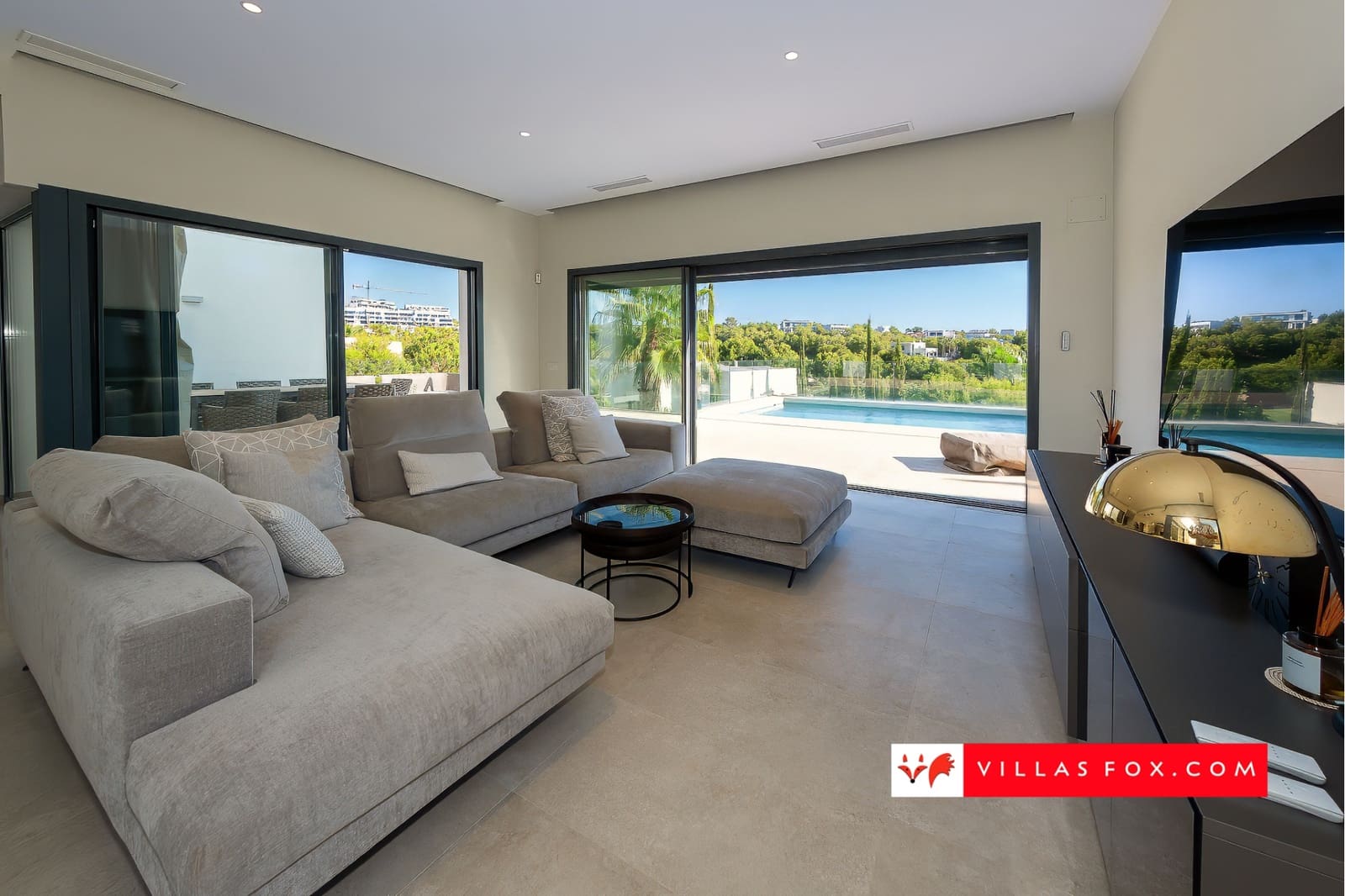 3 bedroom Villa for sale in Orihuela Costa with pool garage - € 995,000 (Ref: 9265633)