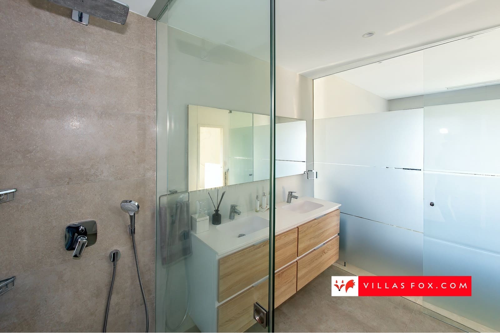 3 bedroom Villa for sale in Orihuela Costa with pool garage - € 995,000 (Ref: 9265633)