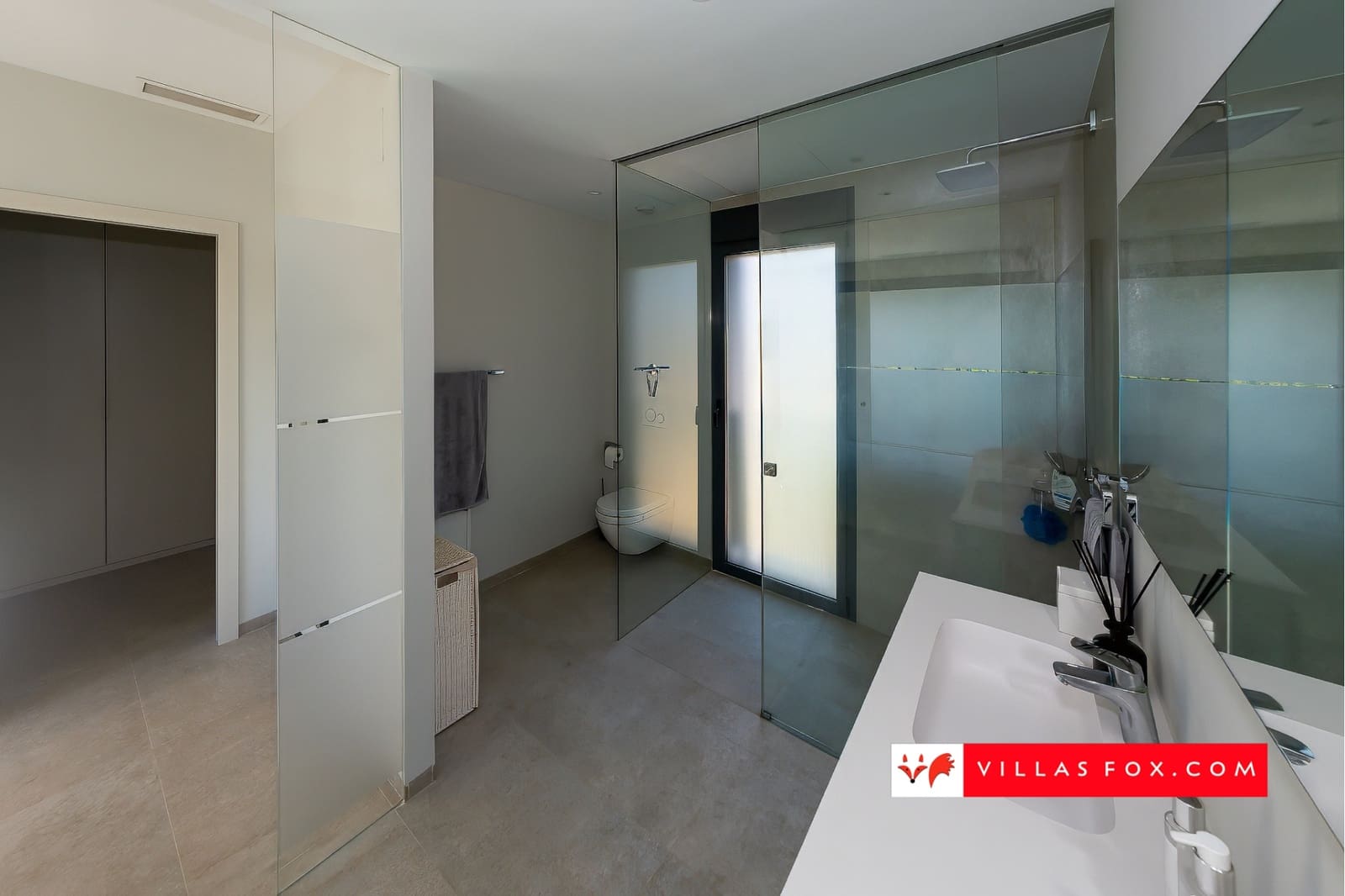 3 bedroom Villa for sale in Orihuela Costa with pool garage - € 995,000 (Ref: 9265633)