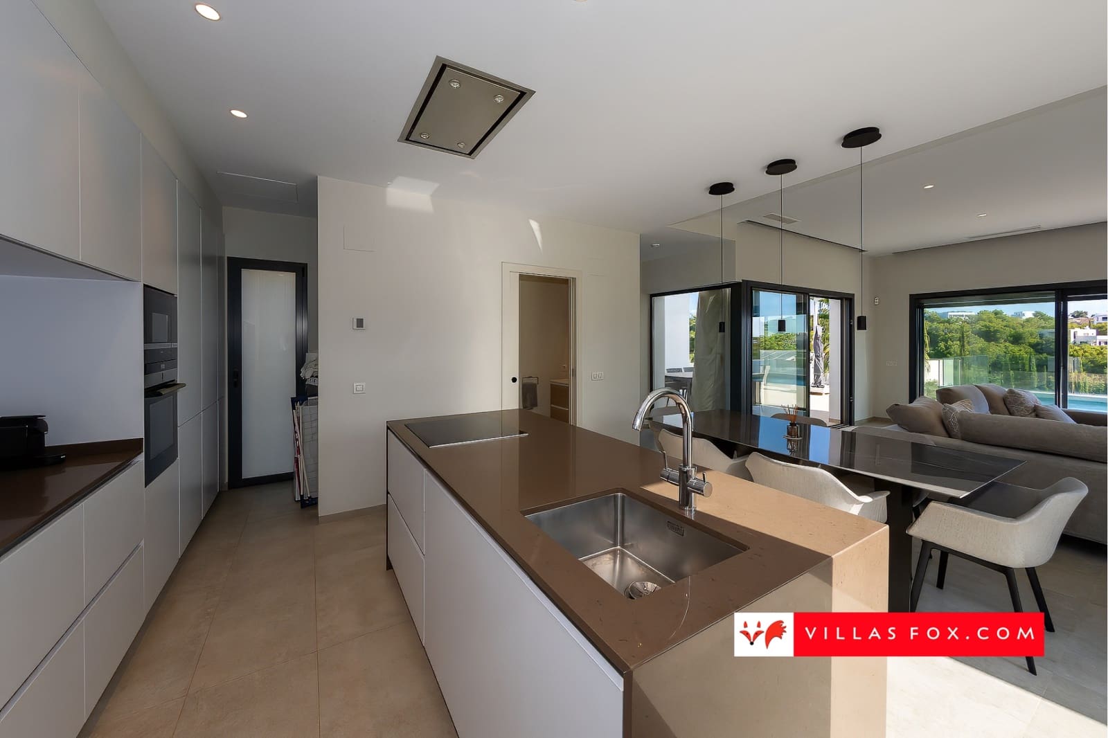 3 bedroom Villa for sale in Orihuela Costa with pool garage - € 995,000 (Ref: 9265633)