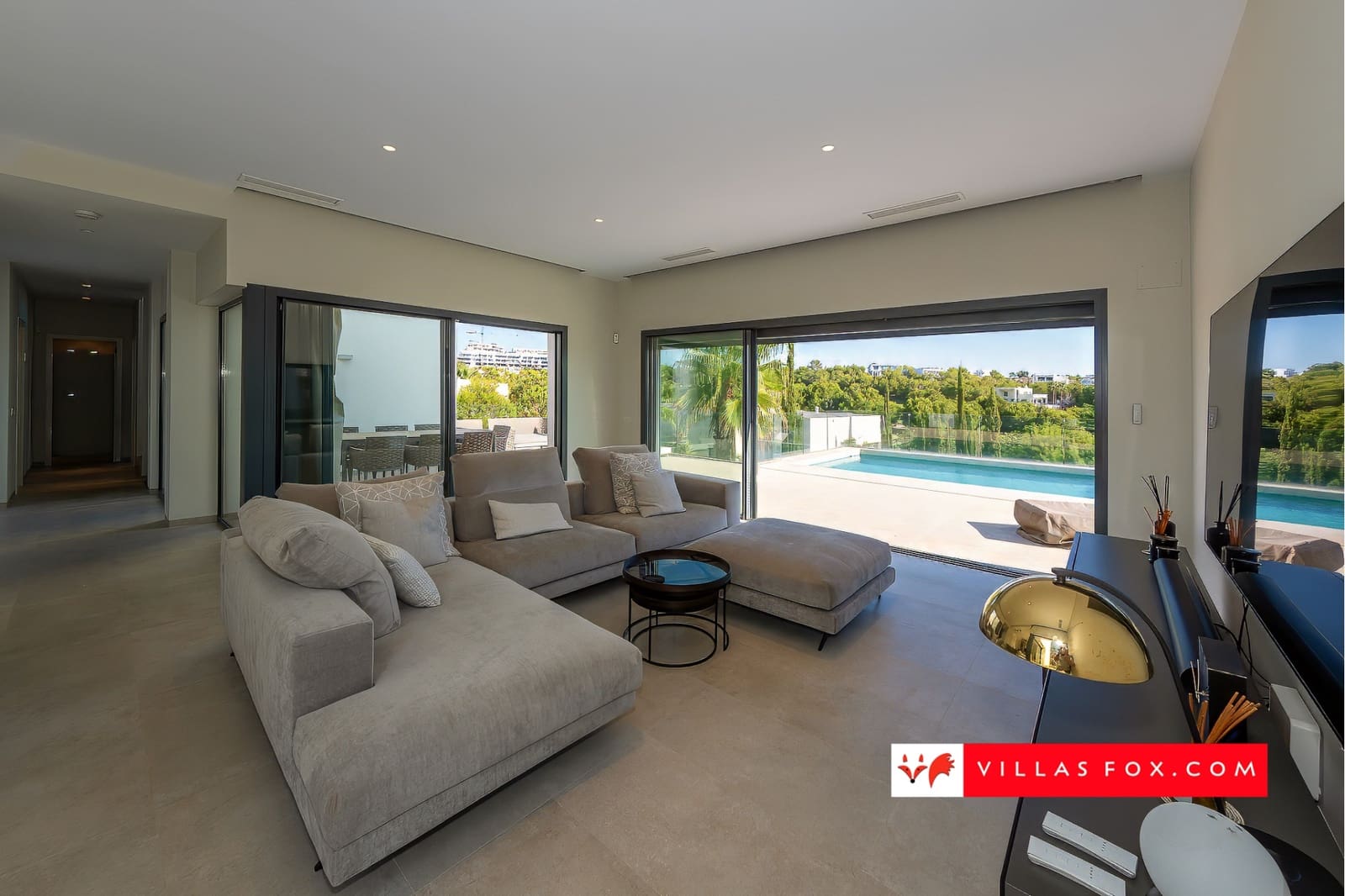 3 bedroom Villa for sale in Orihuela Costa with pool garage - € 995,000 (Ref: 9265633)