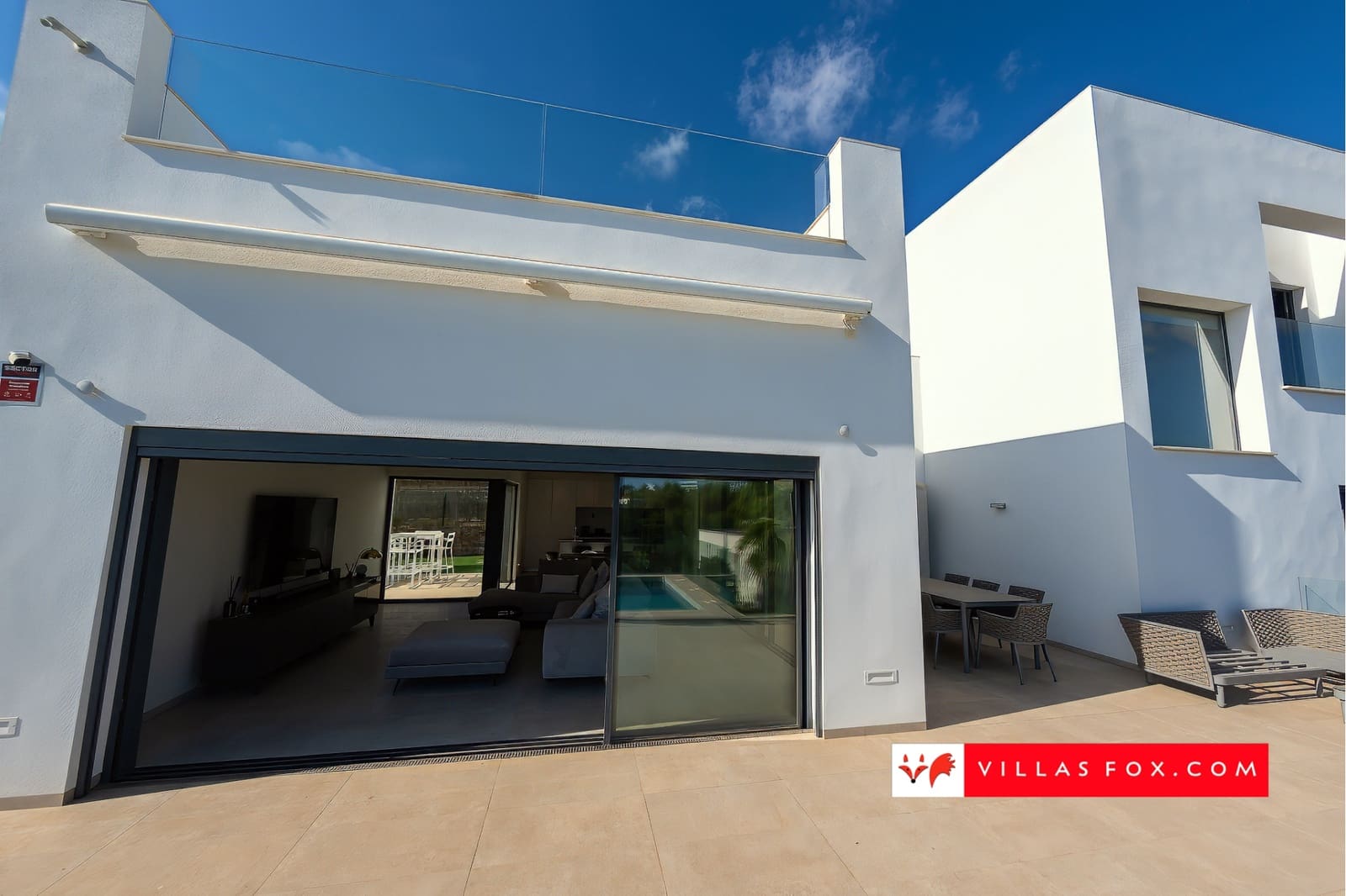 3 bedroom Villa for sale in Orihuela Costa with pool garage - € 995,000 (Ref: 9265633)