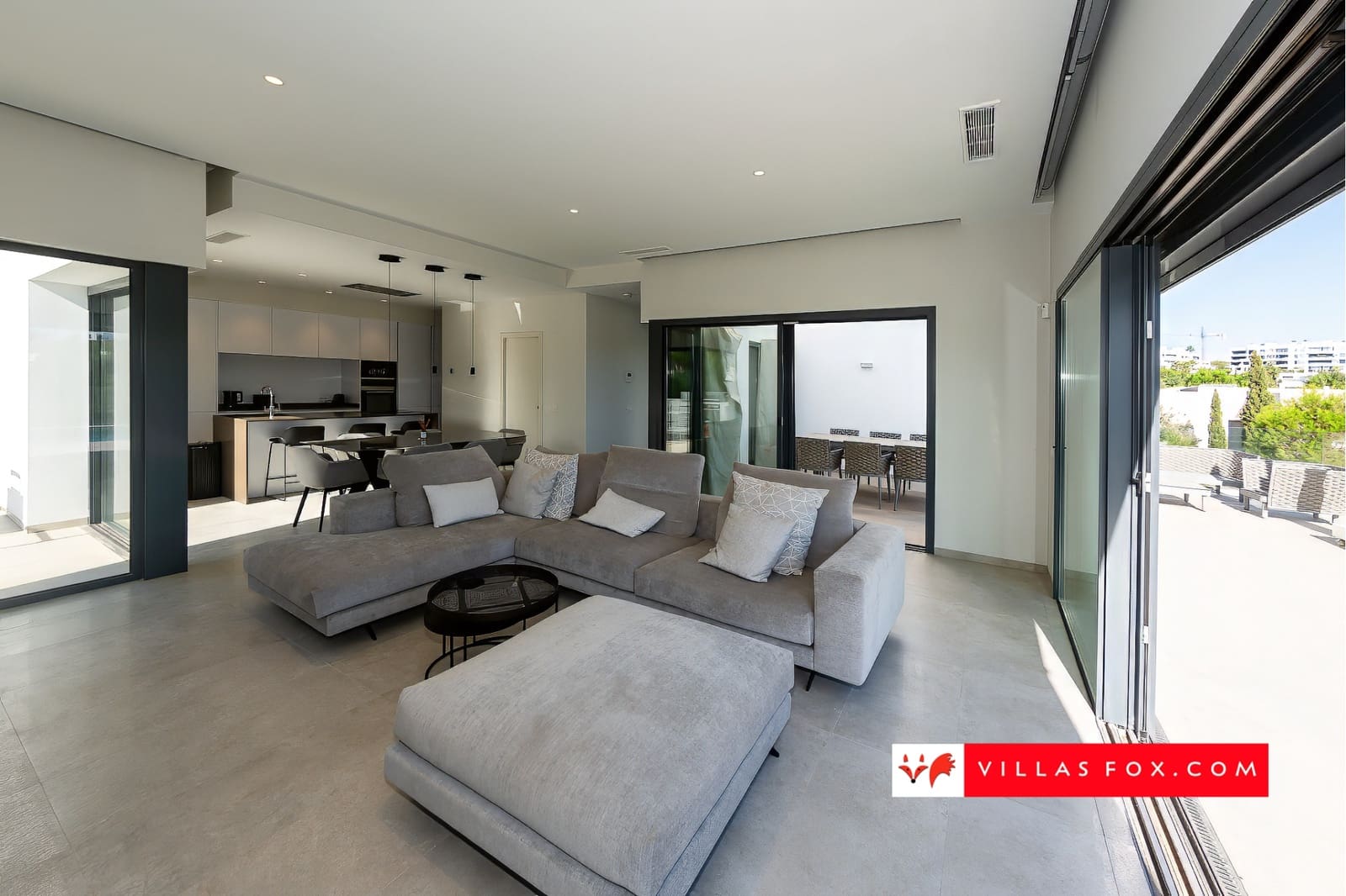 3 bedroom Villa for sale in Orihuela Costa with pool garage - € 995,000 (Ref: 9265633)