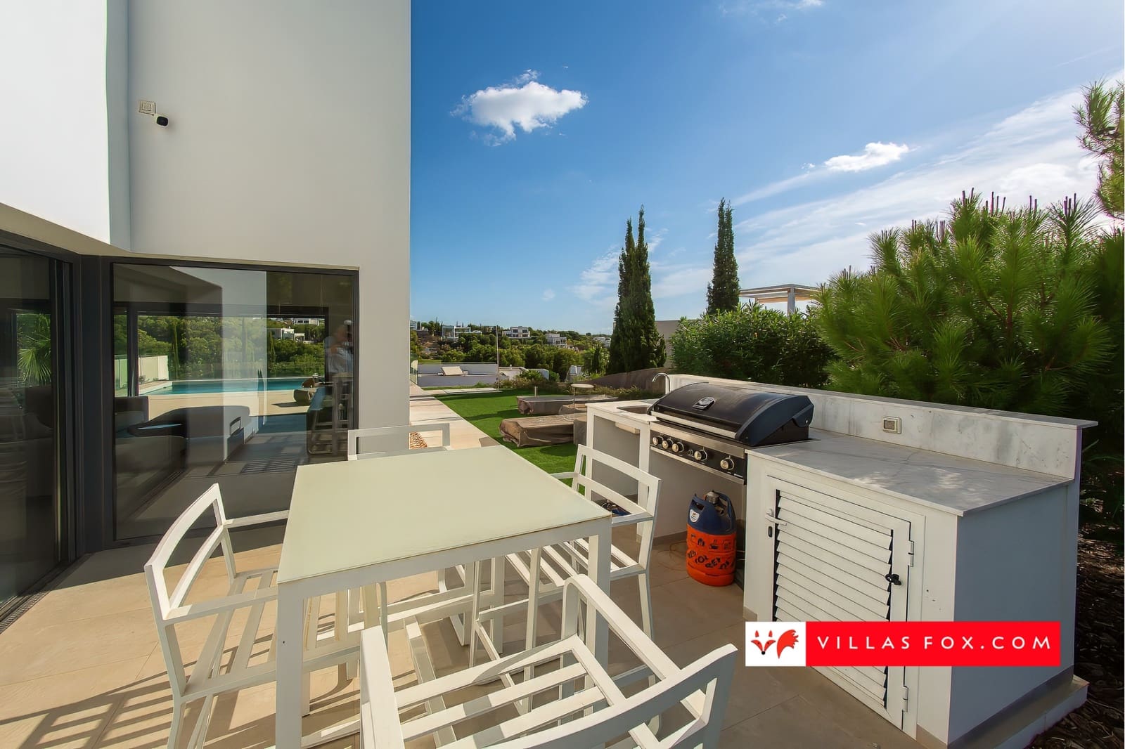 3 bedroom Villa for sale in Orihuela Costa with pool garage - € 995,000 (Ref: 9265633)