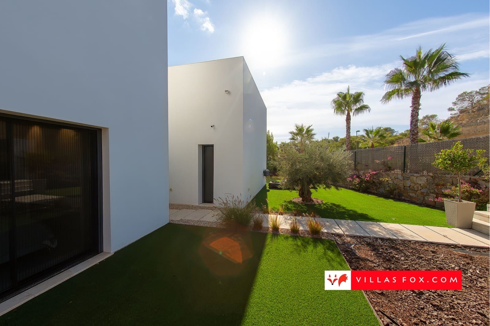 3 bedroom Villa for sale in Orihuela Costa with pool garage - € 995,000 (Ref: 9265633)