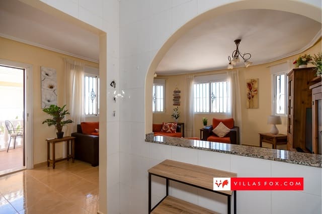 Chalet de 4 habitaciones en San Miguel de Salinas en venta con piscina - 269.950 € (Ref: 9278542)