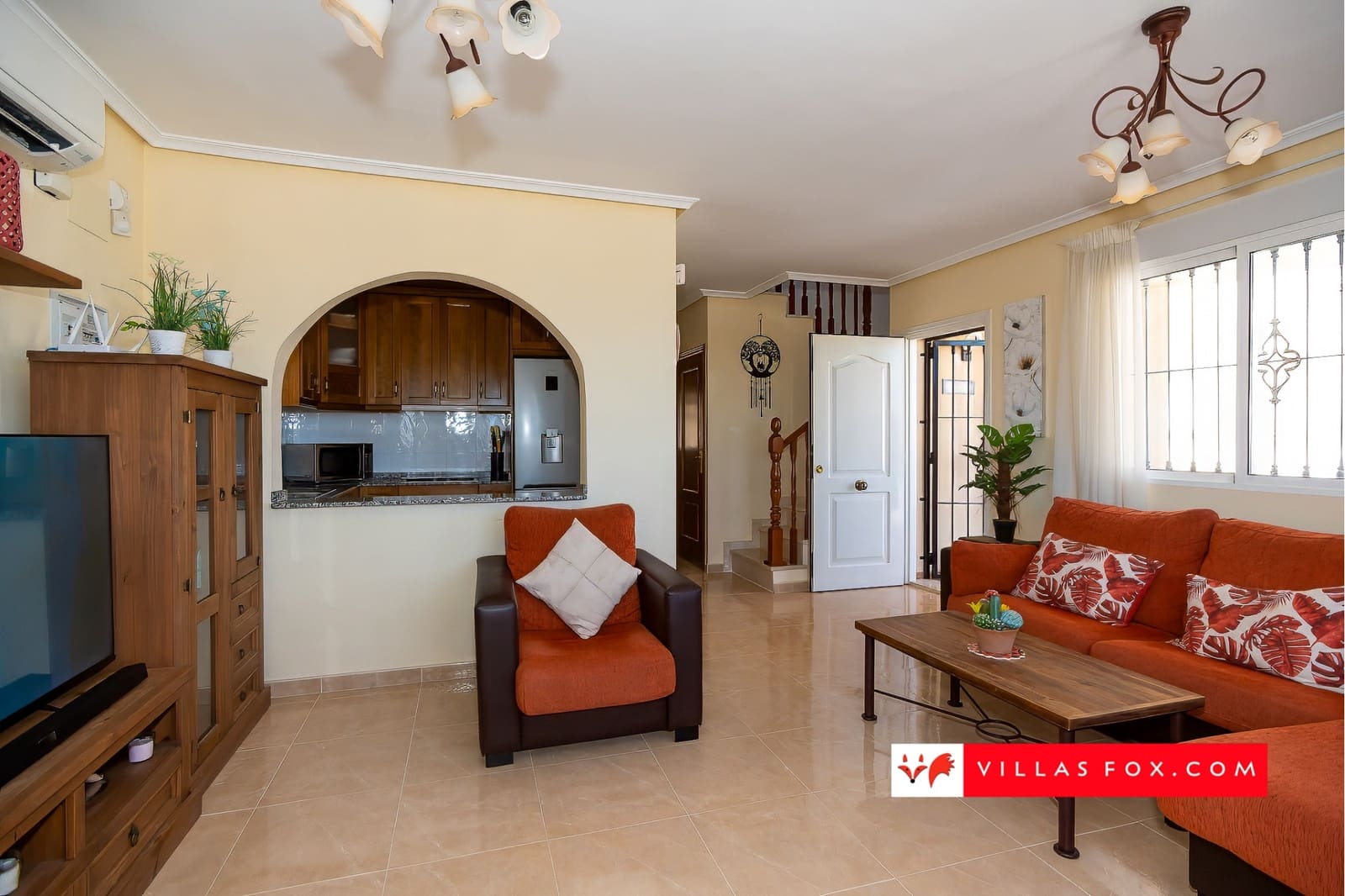 Chalet de 4 habitaciones en San Miguel de Salinas en venta con piscina - 269.950 € (Ref: 9278542)