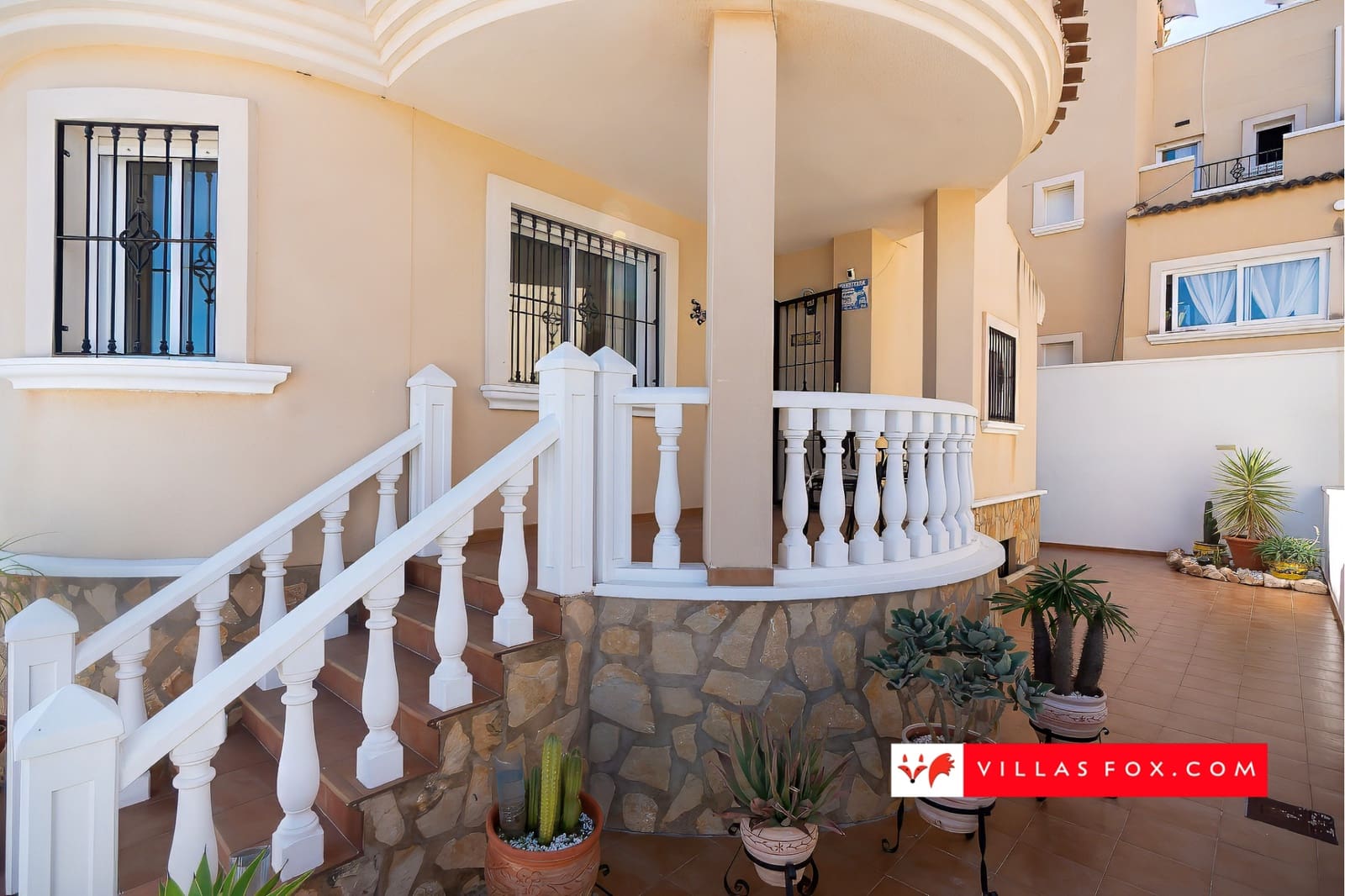 Chalet de 4 habitaciones en San Miguel de Salinas en venta con piscina - 269.950 € (Ref: 9278542)