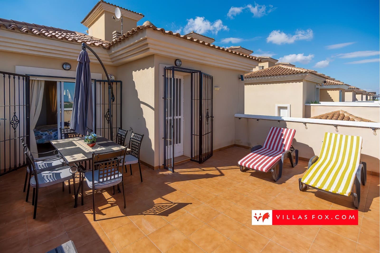 Chalet de 4 habitaciones en San Miguel de Salinas en venta con piscina - 269.950 € (Ref: 9278542)