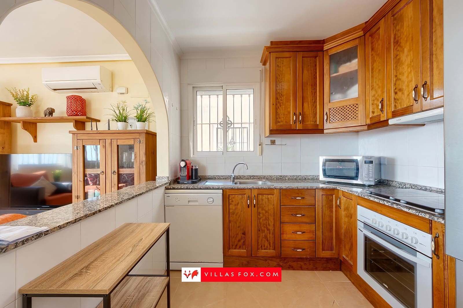 4 bedroom Villa for sale in San Miguel de Salinas with pool - € 259,000 (Ref: 9278542)