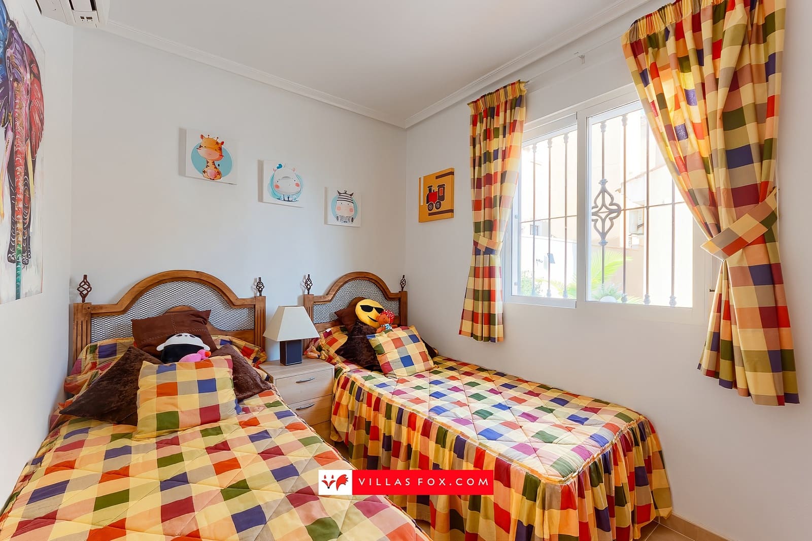 4 bedroom Villa for sale in San Miguel de Salinas with pool - € 259,000 (Ref: 9278542)