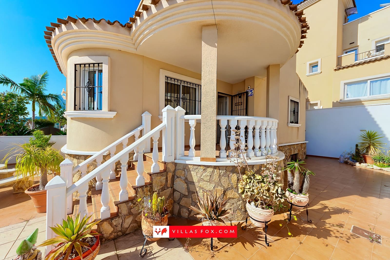 4 bedroom Villa for sale in San Miguel de Salinas with pool - € 259,000 (Ref: 9278542)