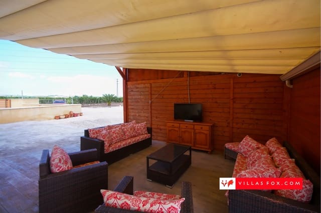 Chalet de 5 habitaciones en San Miguel de Salinas en venta con piscina - 450.000 € (Ref: 9296545)