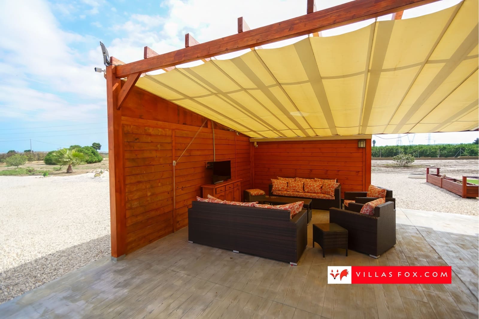 Chalet de 5 habitaciones en San Miguel de Salinas en venta con piscina - 450.000 € (Ref: 9296545)