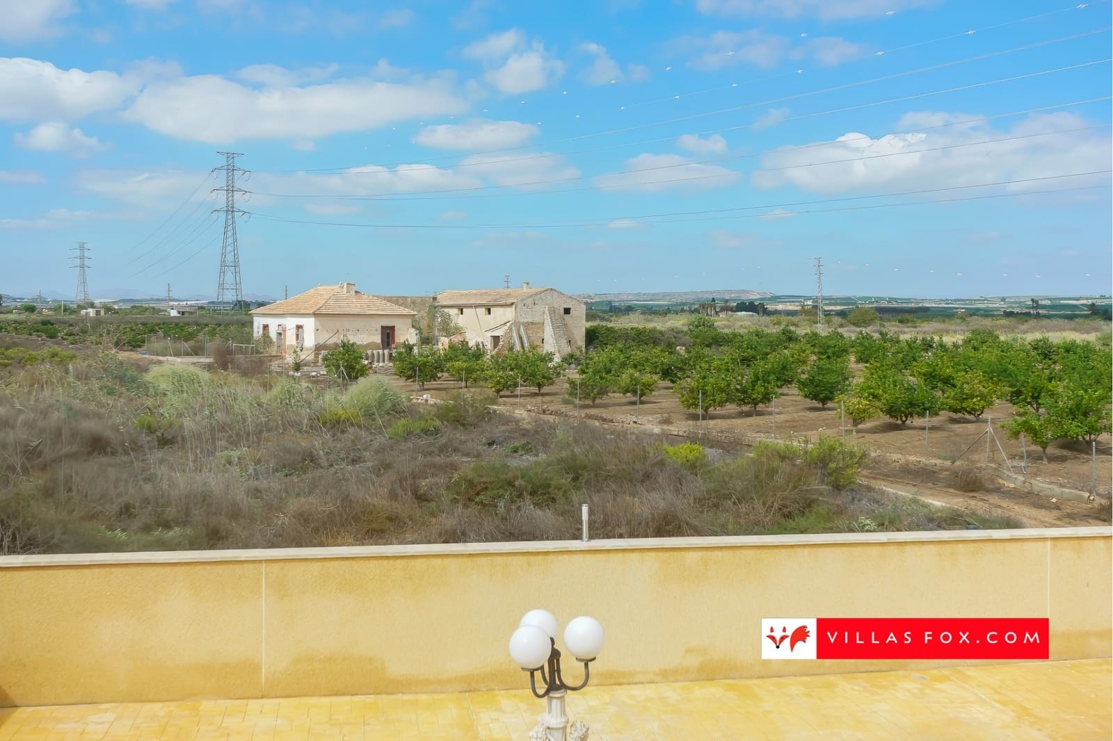 Chalet de 5 habitaciones en San Miguel de Salinas en venta con piscina - 450.000 € (Ref: 9296545)