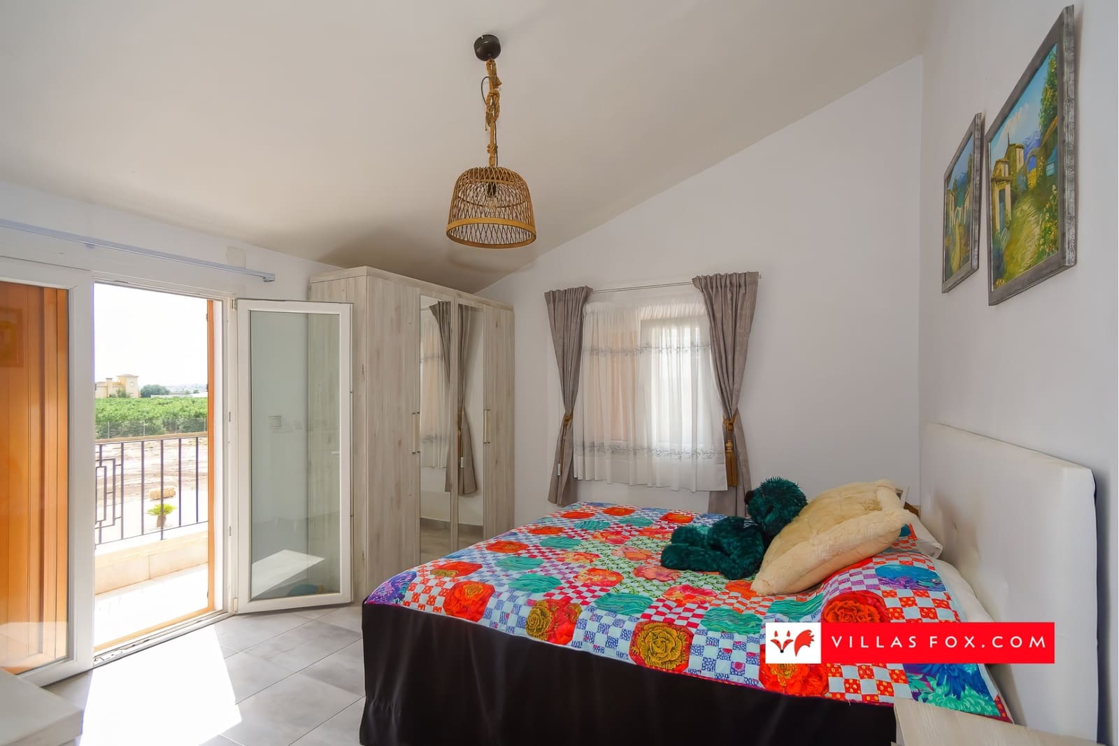 Chalet de 5 habitaciones en San Miguel de Salinas en venta con piscina - 450.000 € (Ref: 9296545)