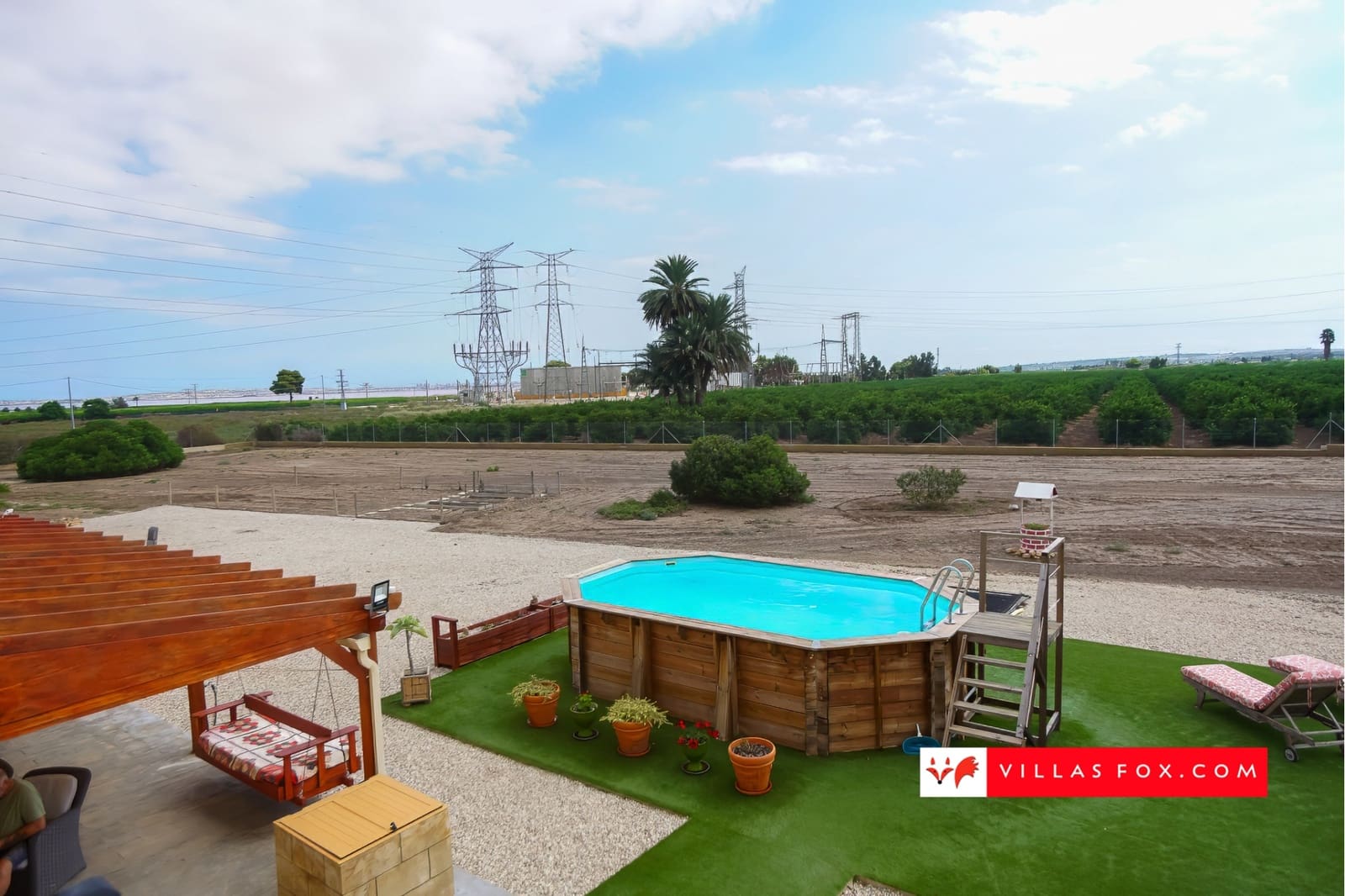 Chalet de 5 habitaciones en San Miguel de Salinas en venta con piscina - 450.000 € (Ref: 9296545)