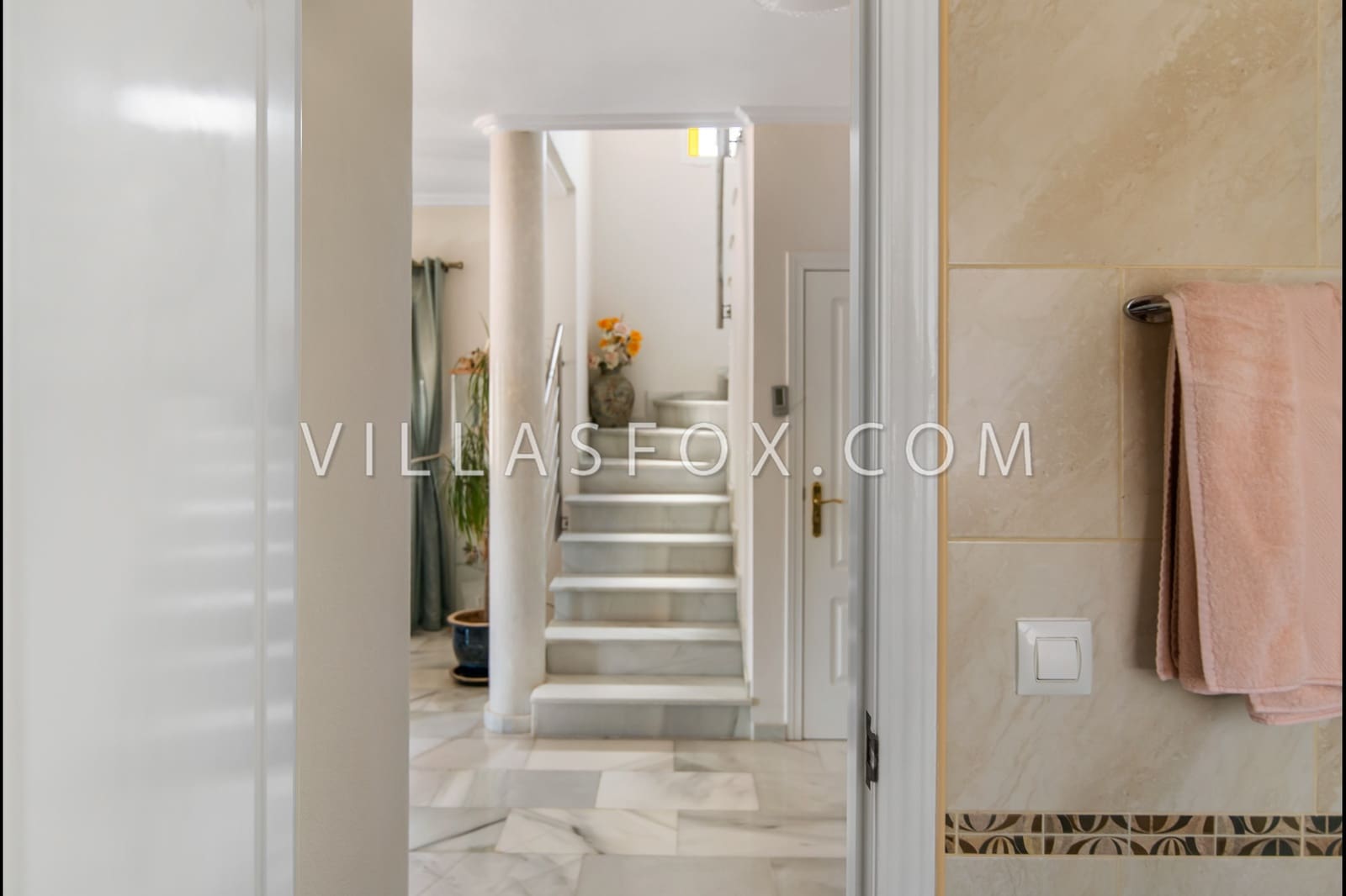 3 soveværelse Villa til salg i San Miguel de Salinas med swimmingpool garage - € 375.000 (Ref: 9302010)