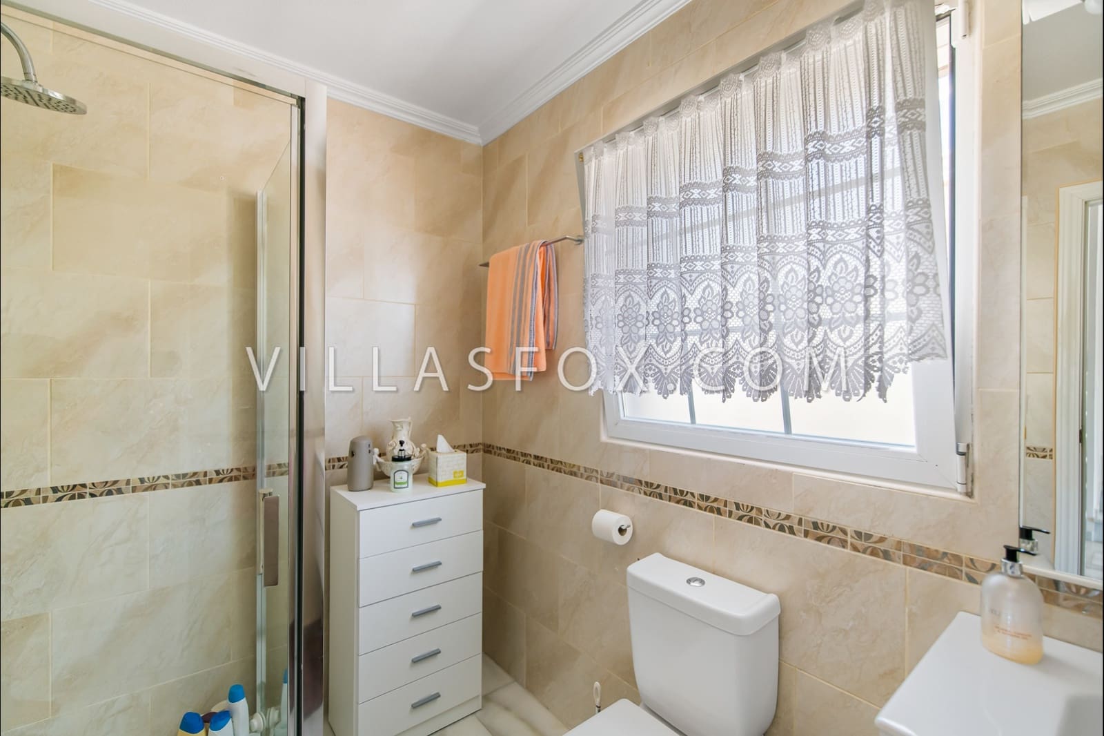 3 soveværelse Villa til salg i San Miguel de Salinas med swimmingpool garage - € 375.000 (Ref: 9302010)