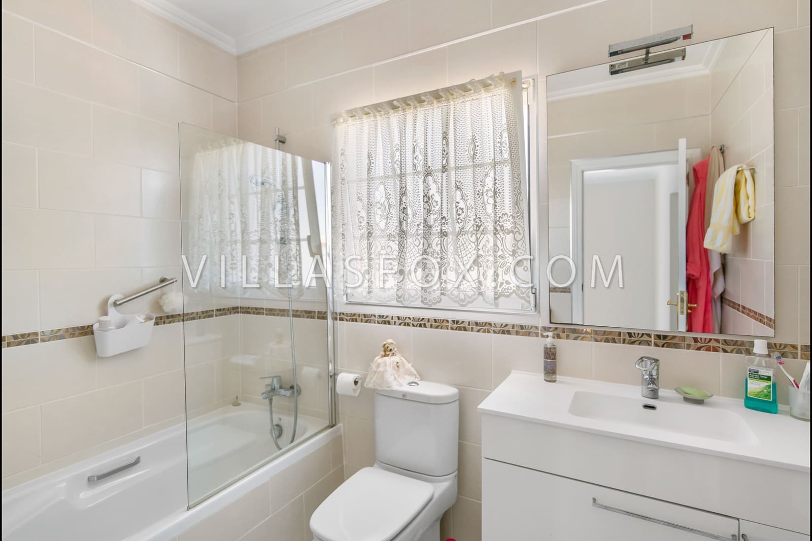 3 soveværelse Villa til salg i San Miguel de Salinas med swimmingpool garage - € 375.000 (Ref: 9302010)