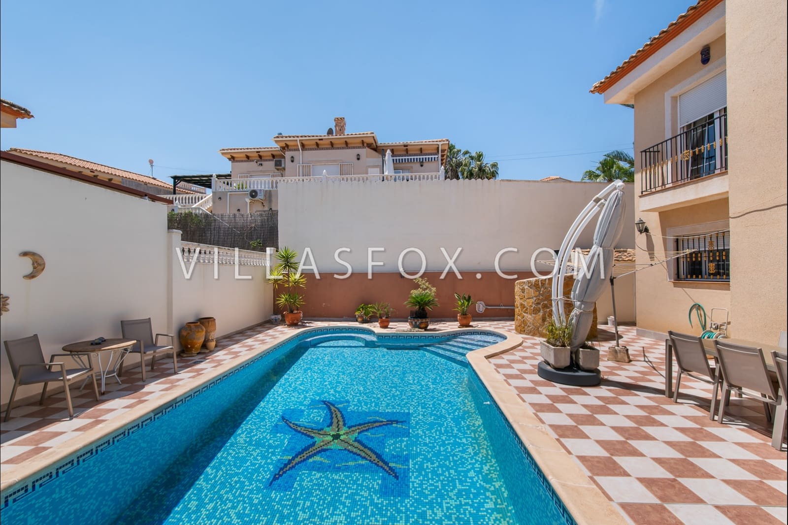 3 soveværelse Villa til salg i San Miguel de Salinas med swimmingpool garage - € 375.000 (Ref: 9302010)