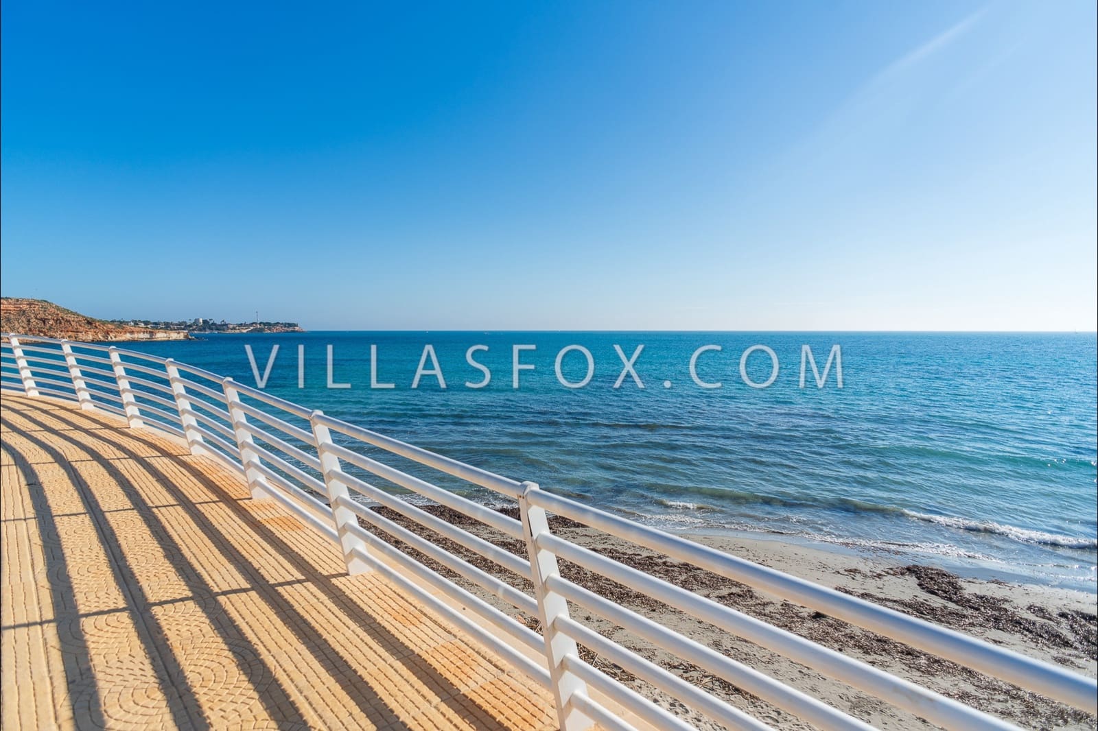 3 soveværelse Villa til salg i San Miguel de Salinas med swimmingpool garage - € 375.000 (Ref: 9302010)